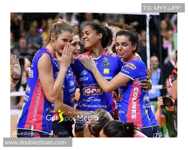 武汉排球队在精英赛中的节奏表现与欧冠足球的精彩对比分析